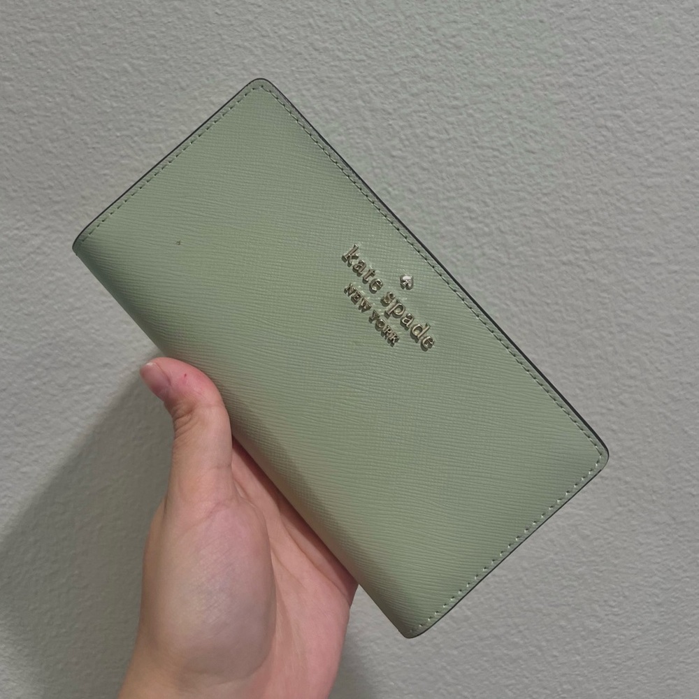 Kate Spade Staci Large Slim Bifold Wallet in Sage Green